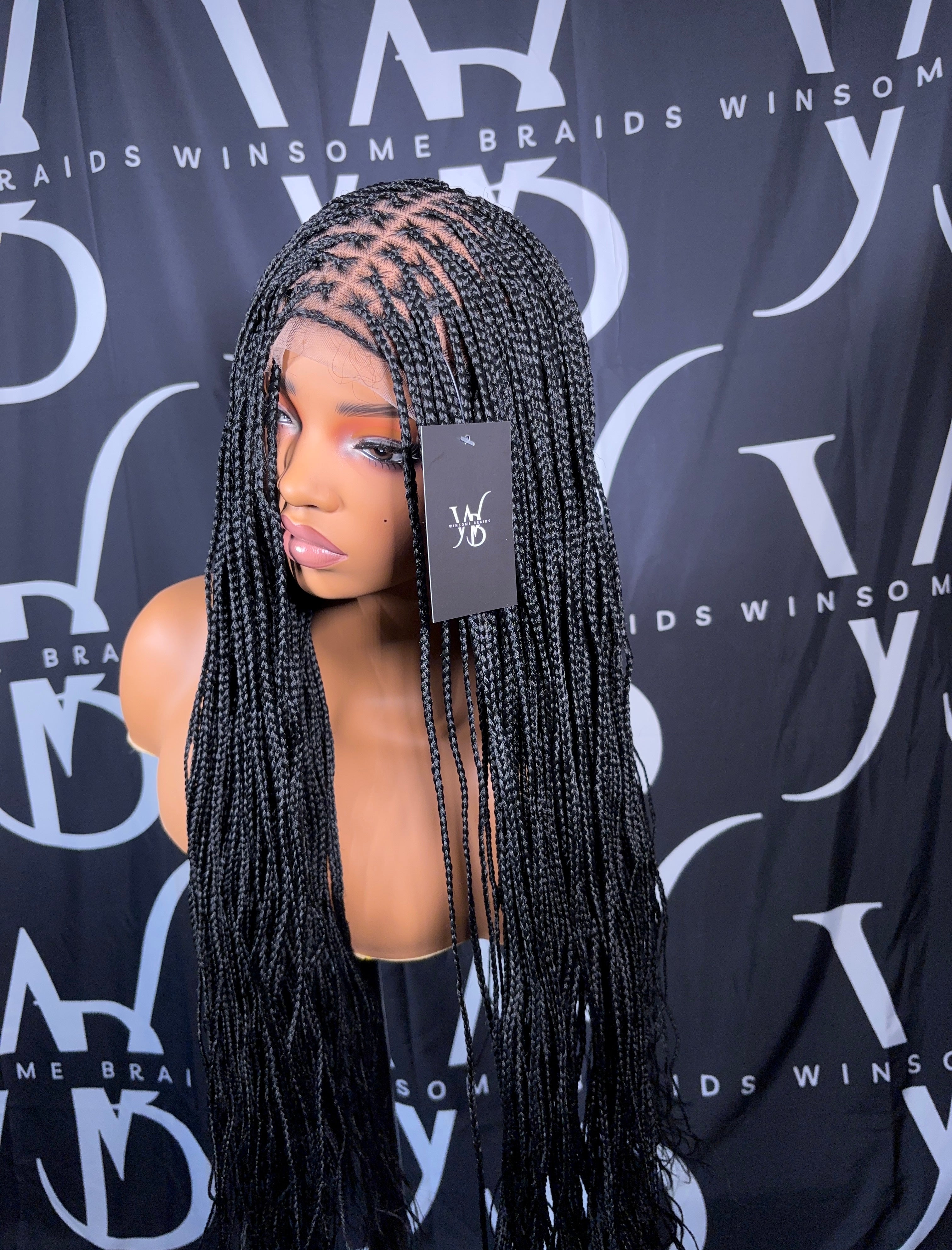 Knotless Closure